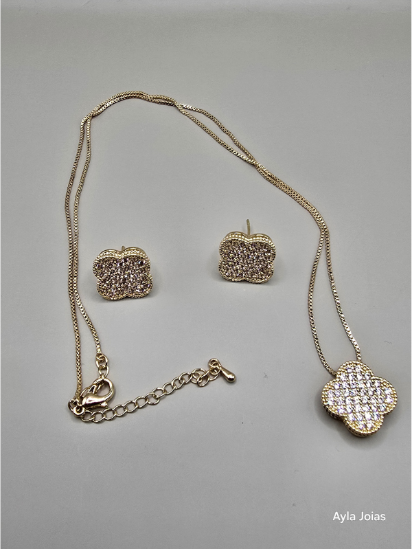 Conjunto Trevo Cravejado – Colar e Brincos Banhados a Ouro 18k - Imagem 2