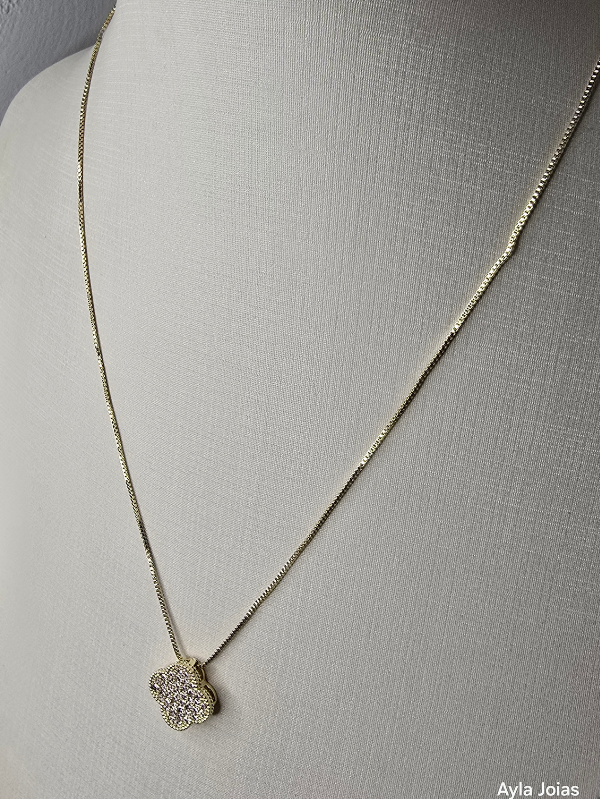 Conjunto Trevo Cravejado – Colar e Brincos Banhados a Ouro 18k - Imagem 5