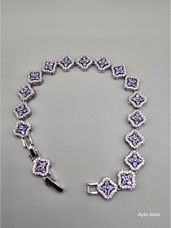 Pulseira Riviera Floral com Zircônias Lilás – Banhada em Ródio Branco